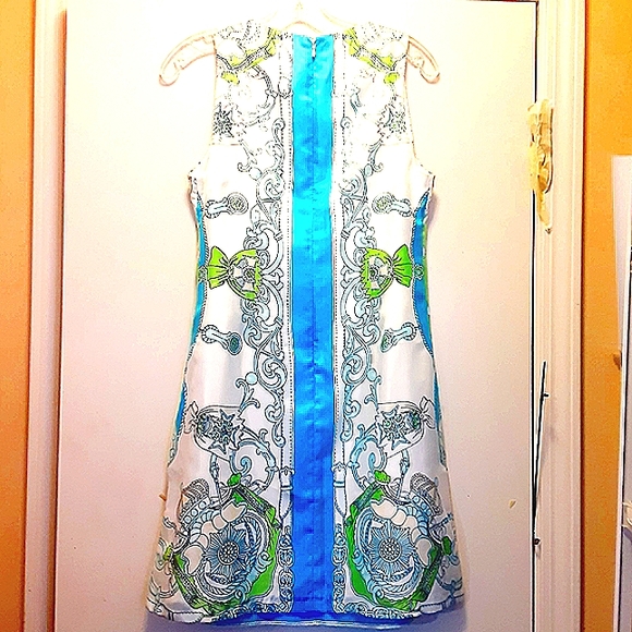 JULIE BROWN Crown Print Shift Dress NWOT - Picture 7 of 9